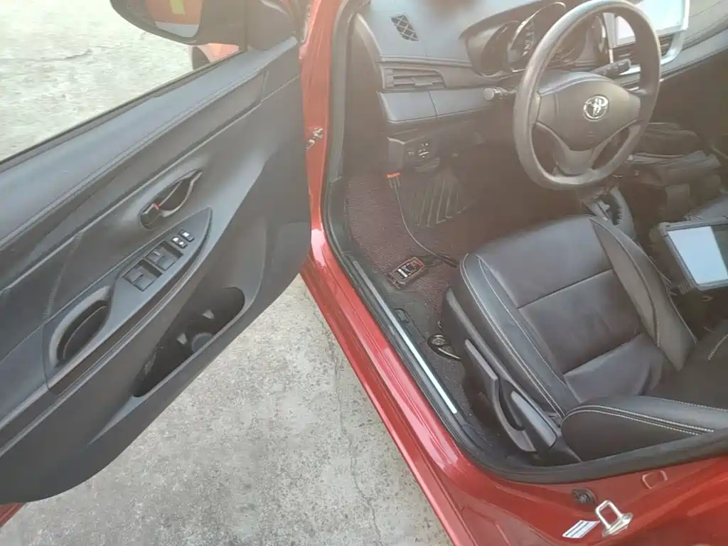 Toyota Yaris L — миниатюра 16