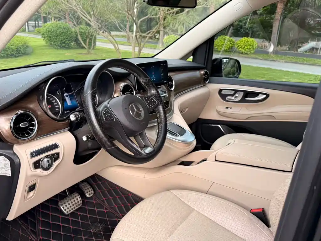 Mercedes-Benz V-Class — миниатюра 5