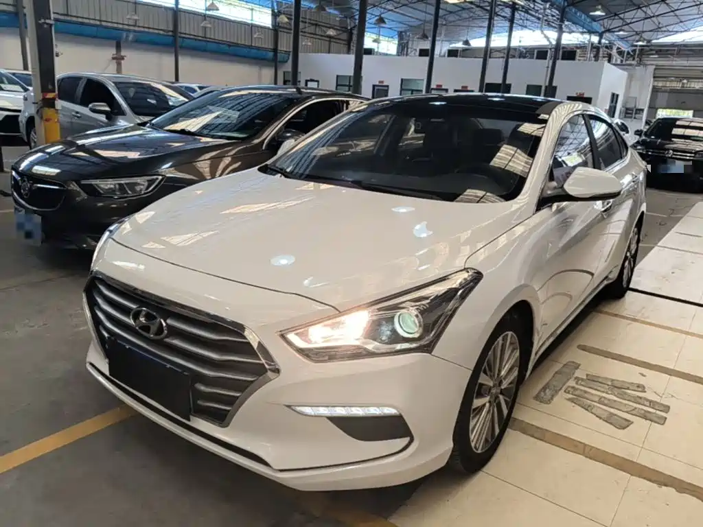 Hyundai Mistra — миниатюра 2