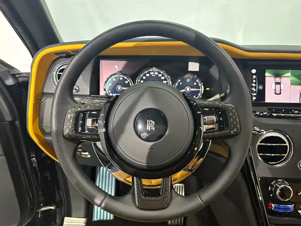 ROLLS-ROYCE CULLINAN