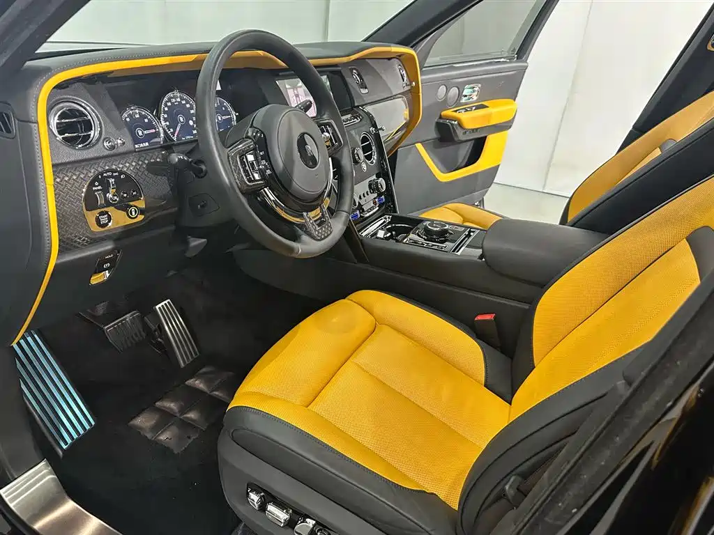 ROLLS-ROYCE CULLINAN