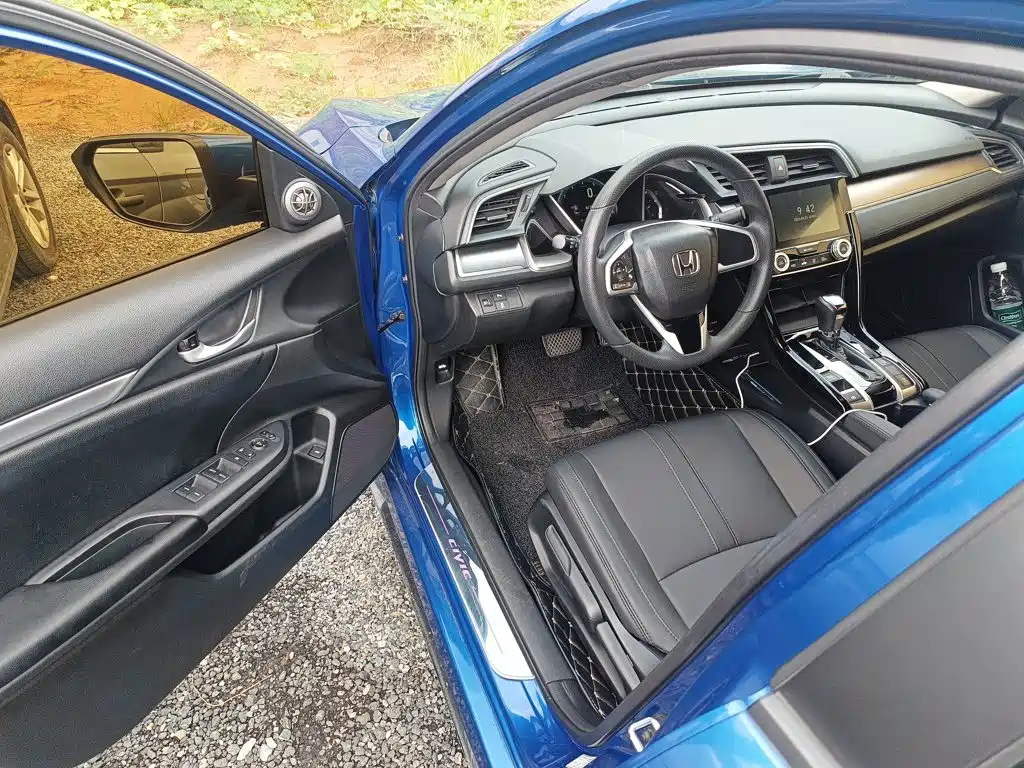 Honda Civic — миниатюра 16