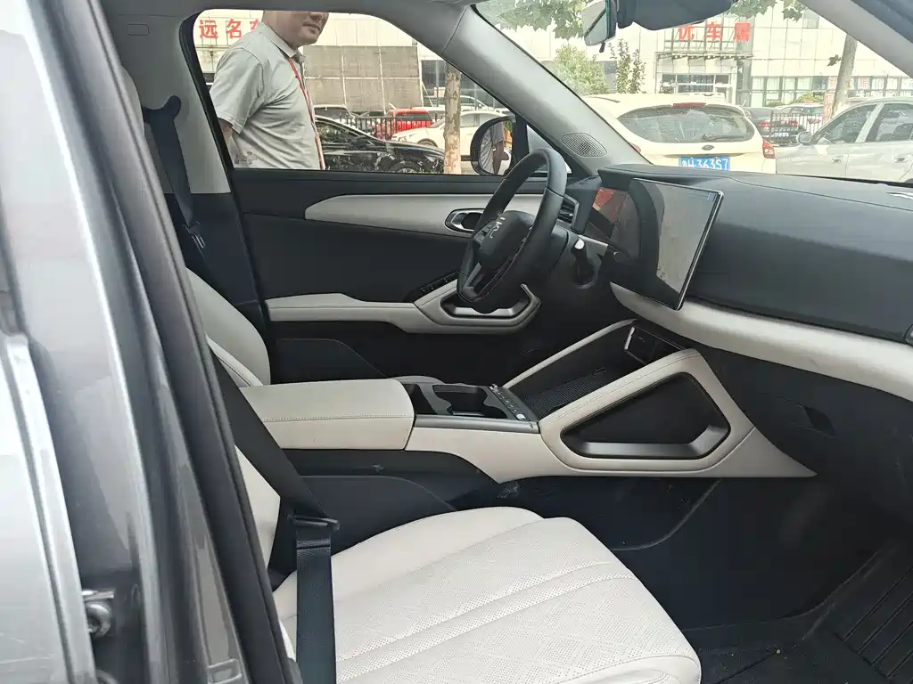 BYD Yuan Up UP 2025 Smart Drive 401KM