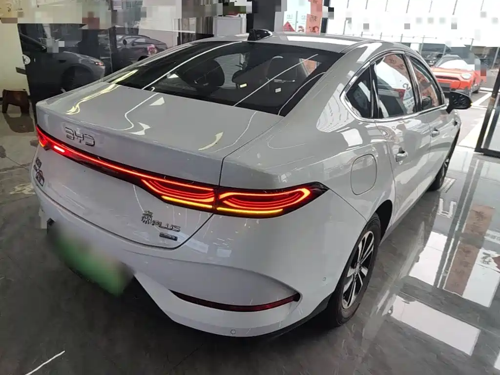 BYD Qin PLUS — миниатюра 7