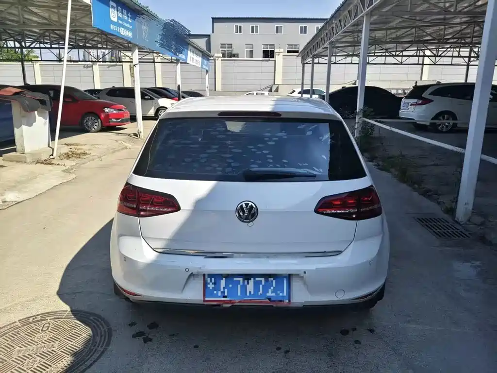 Volkswagen Golf — миниатюра 8
