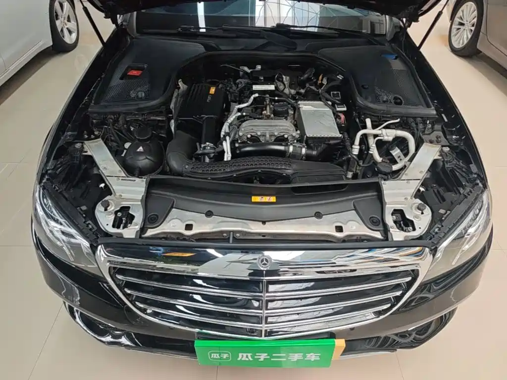 Mercedes-Benz E-Class — миниатюра 20