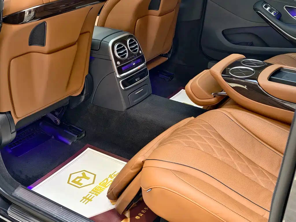 Mercedes-Benz S-Class — миниатюра 11