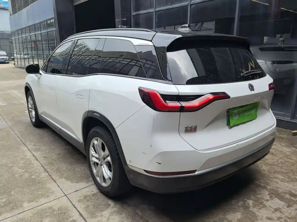 NIO ES8 — миниатюра 5