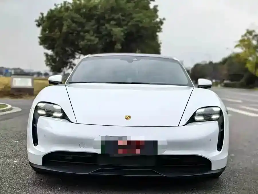 Porsche Taycan 2020 Taycan