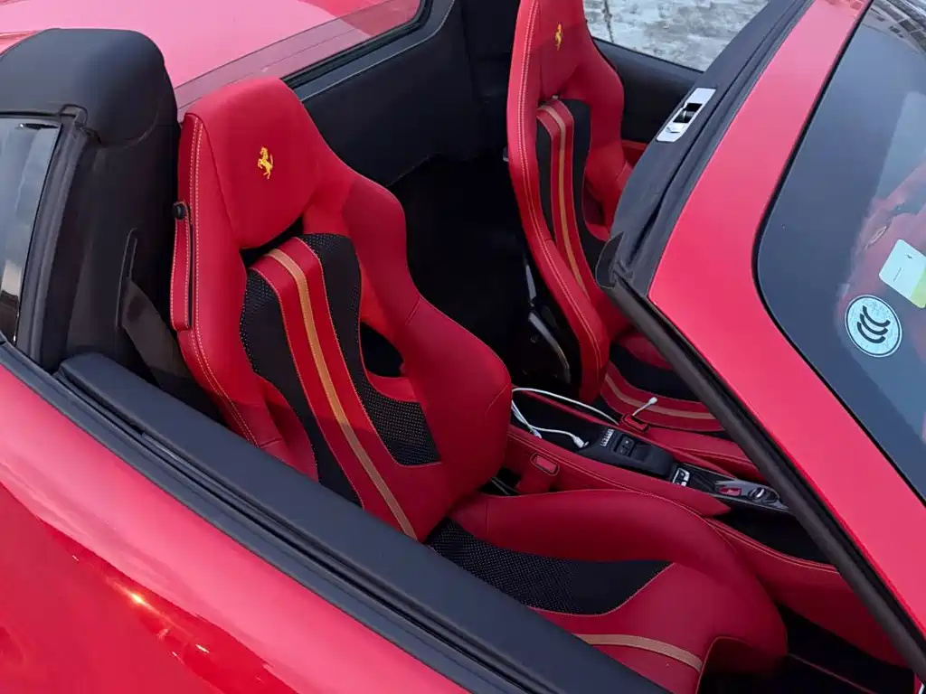 Ferrari F8 — миниатюра 4