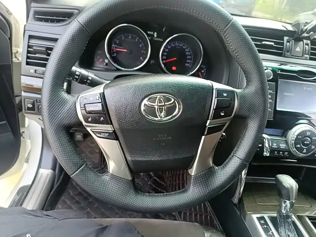 Toyota Reiz — миниатюра 11