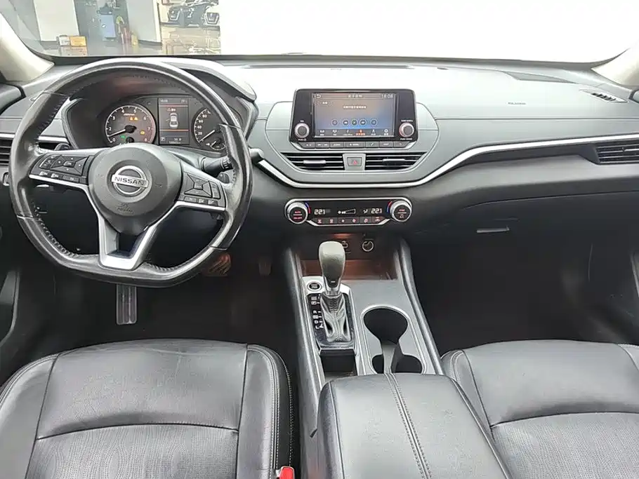Nissan Teana — миниатюра 12