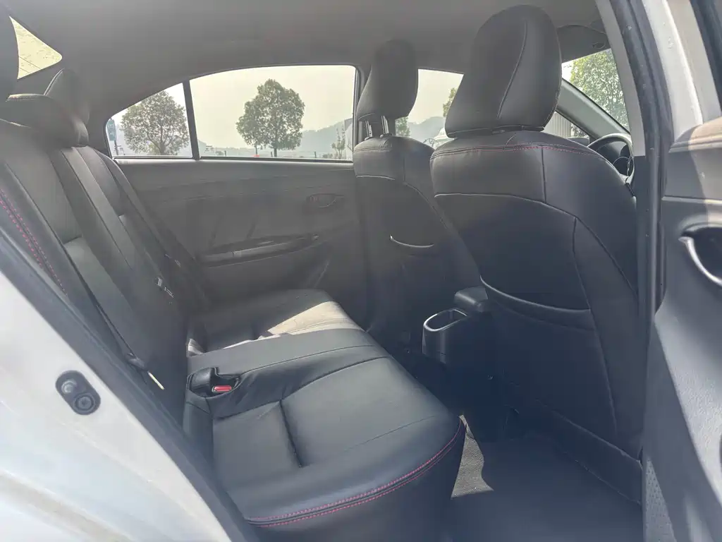 TOYOTA YARIS L TO ENJOY