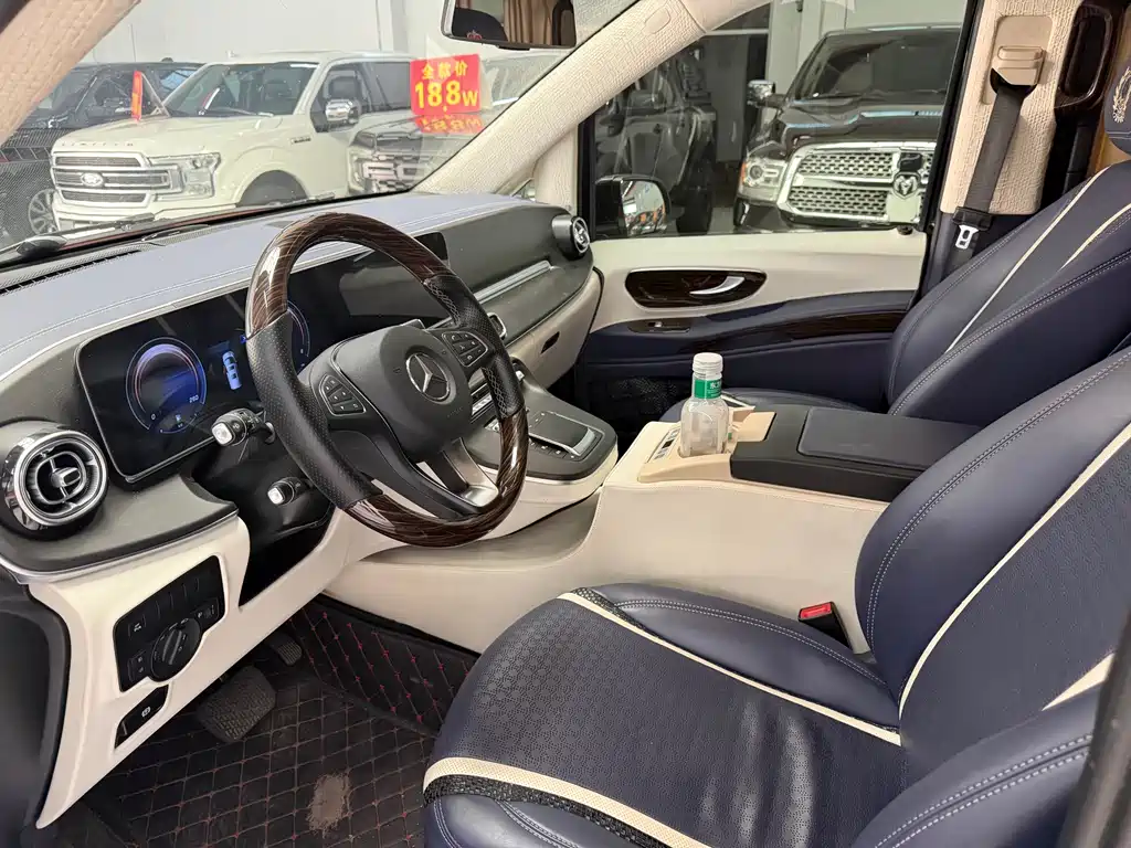 Mercedes-Benz Vito — миниатюра 4