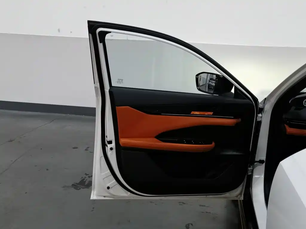 Changan UNI-V — миниатюра 8