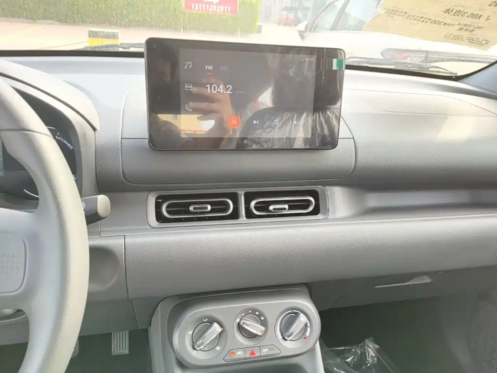 Wuling Hongguang EV — миниатюра 13