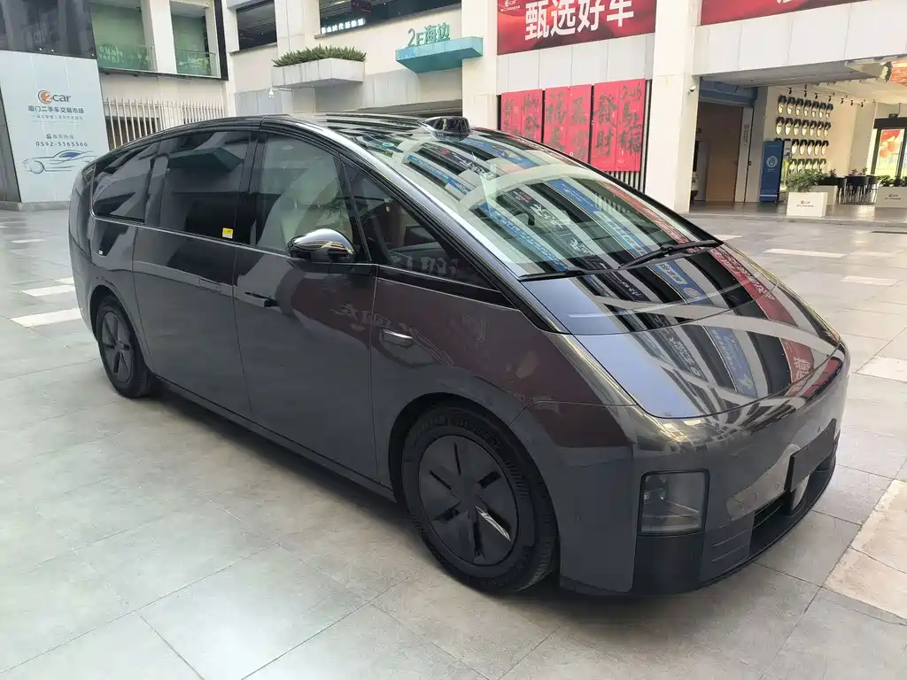 Li Auto Li MEGA — миниатюра 3
