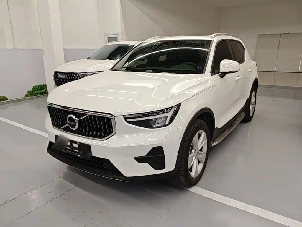 Volvo XC40 — миниатюра 2