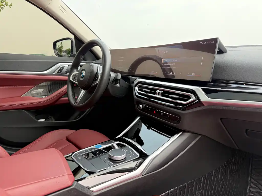 BMW i4 2023 eDrive35