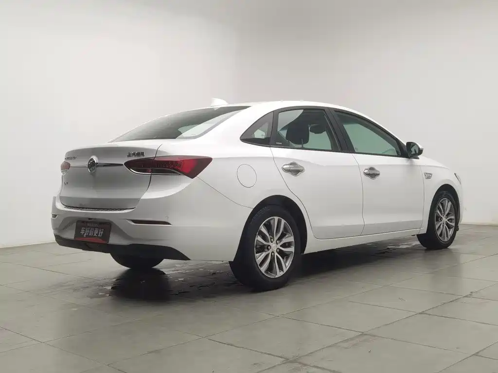 Buick Excelle — миниатюра 2
