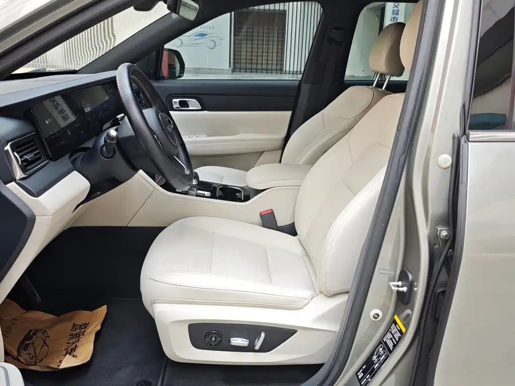 Li Auto Li ONE — миниатюра 4