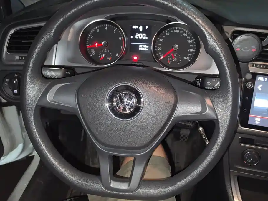 Volkswagen Golf — миниатюра 15
