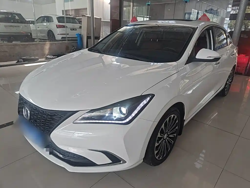 Changan Eado — миниатюра 2