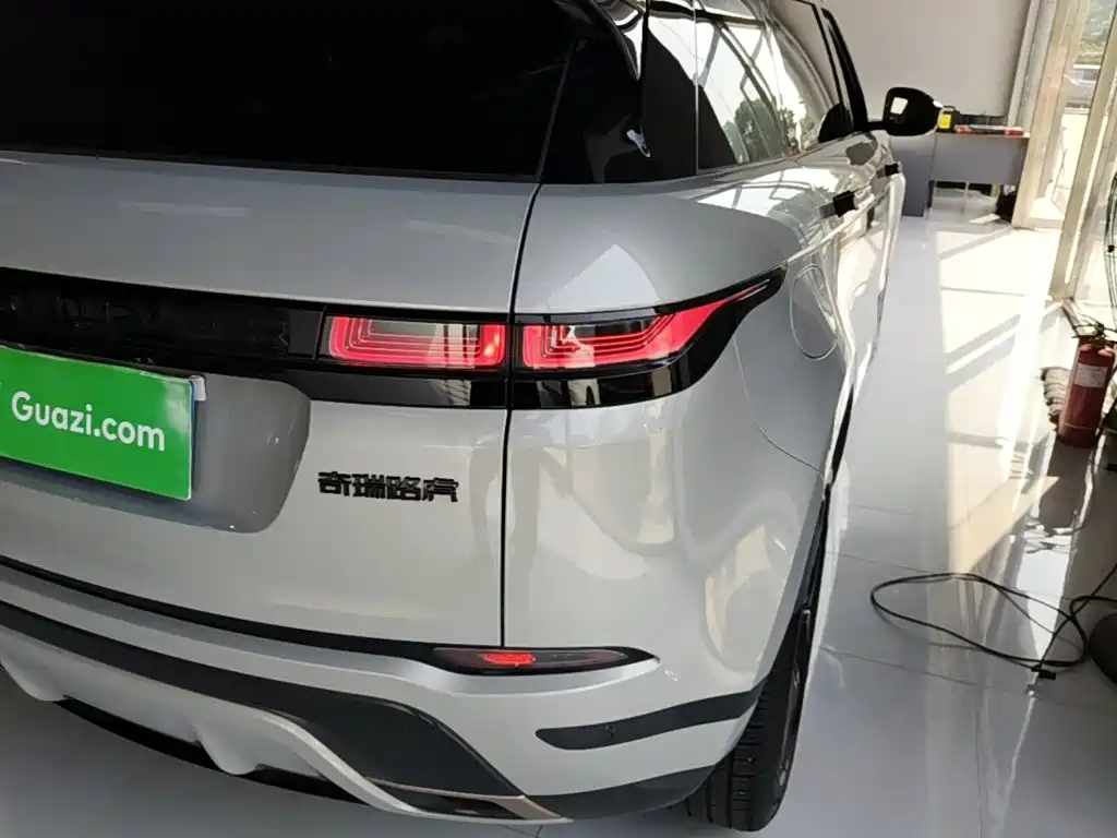 Land Rover Evoque — миниатюра 8