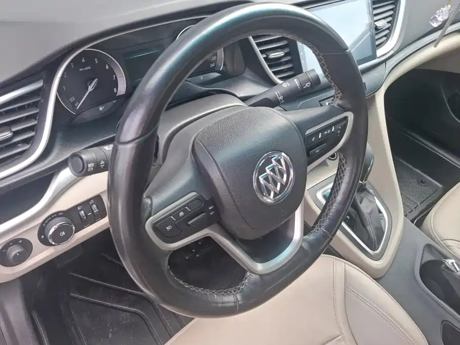 Buick Excelle — миниатюра 15