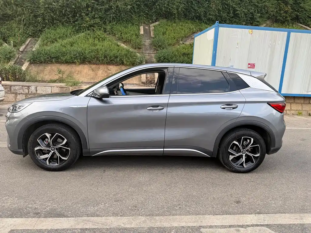 BYD Yuan Plus — миниатюра 7