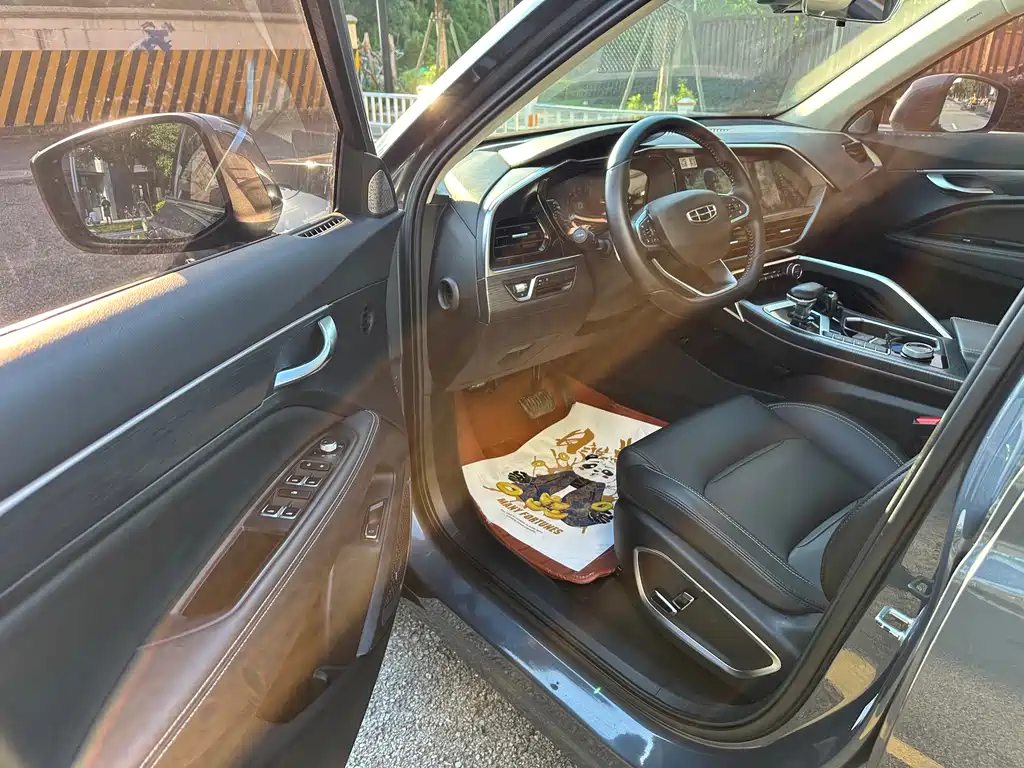 Geely Xingyue — миниатюра 16