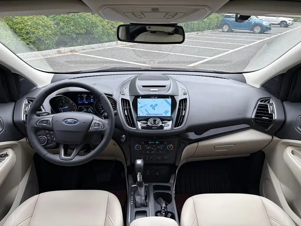 Ford Kuga — миниатюра 12