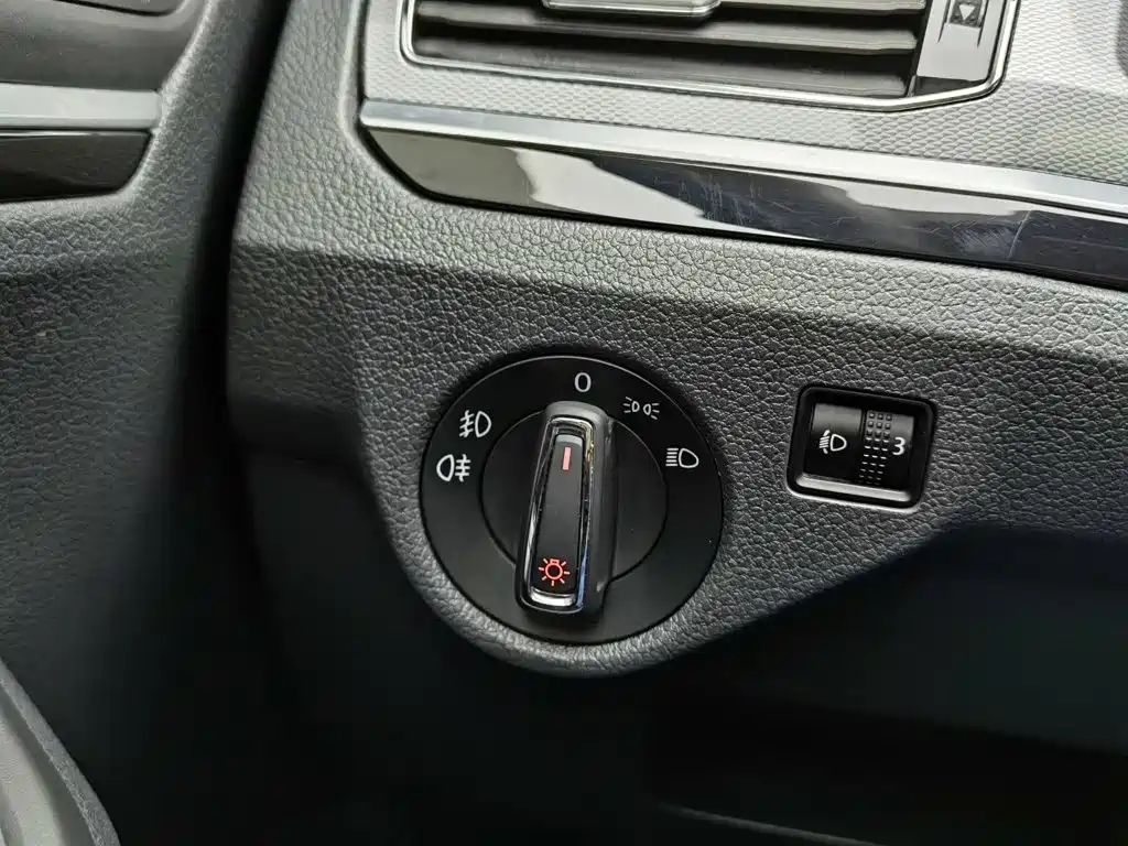 Volkswagen Bora — миниатюра 21