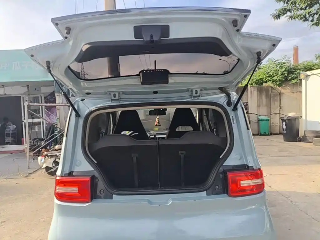 Wuling MINIEV — миниатюра 19