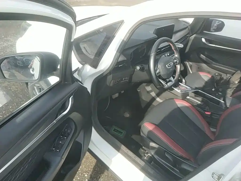 Geely Vision X3 — миниатюра 16