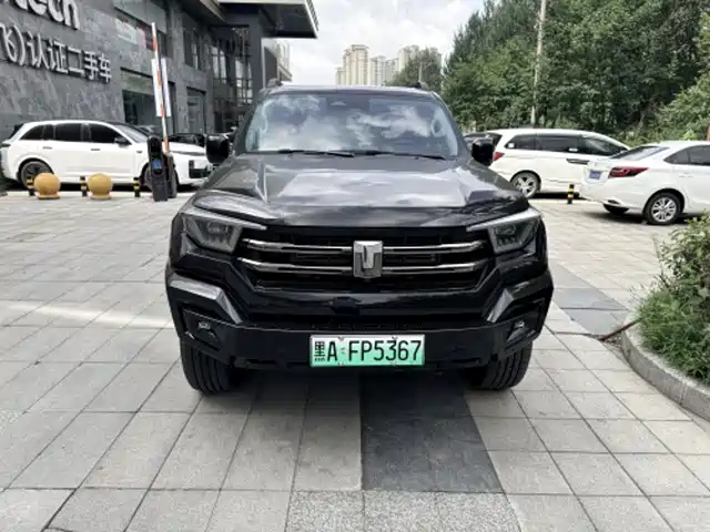 2025 TANK 400