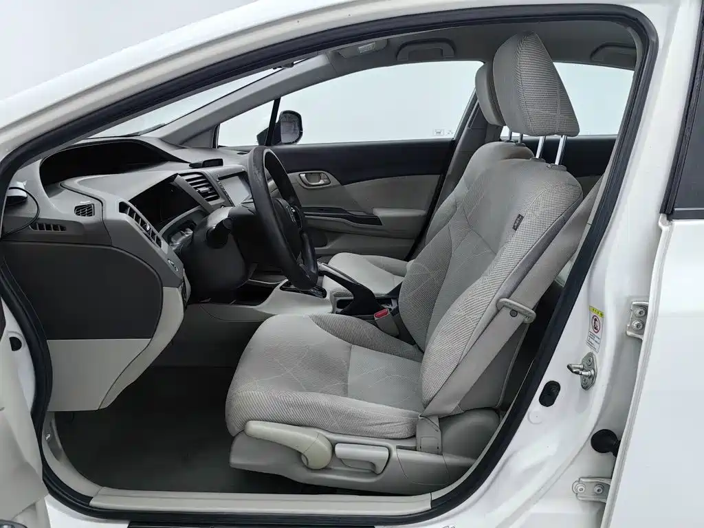 Honda Civic — миниатюра 10