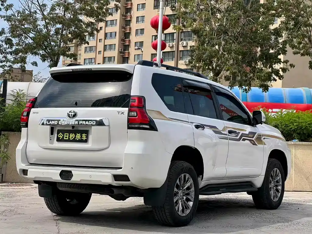 Toyota Prado — миниатюра 7