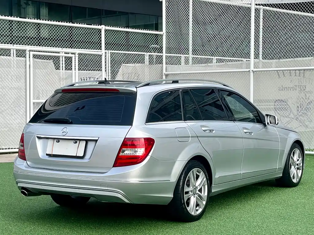 Mercedes-Benz C-Class (Import) — миниатюра 5