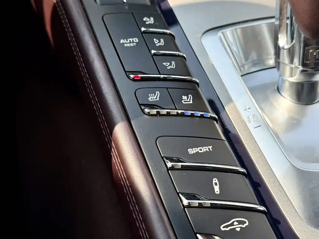 Porsche Panamera 2014 Panamera 4 Executive 3.0T