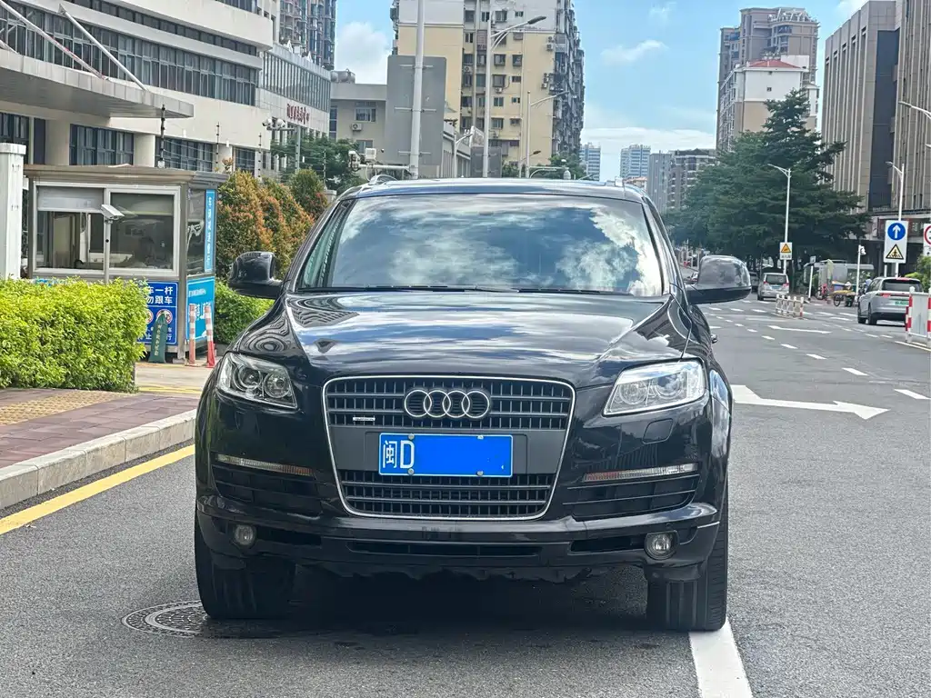 Audi Q7 — миниатюра 2