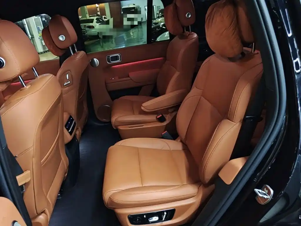 Li Auto Li L8 — миниатюра 17