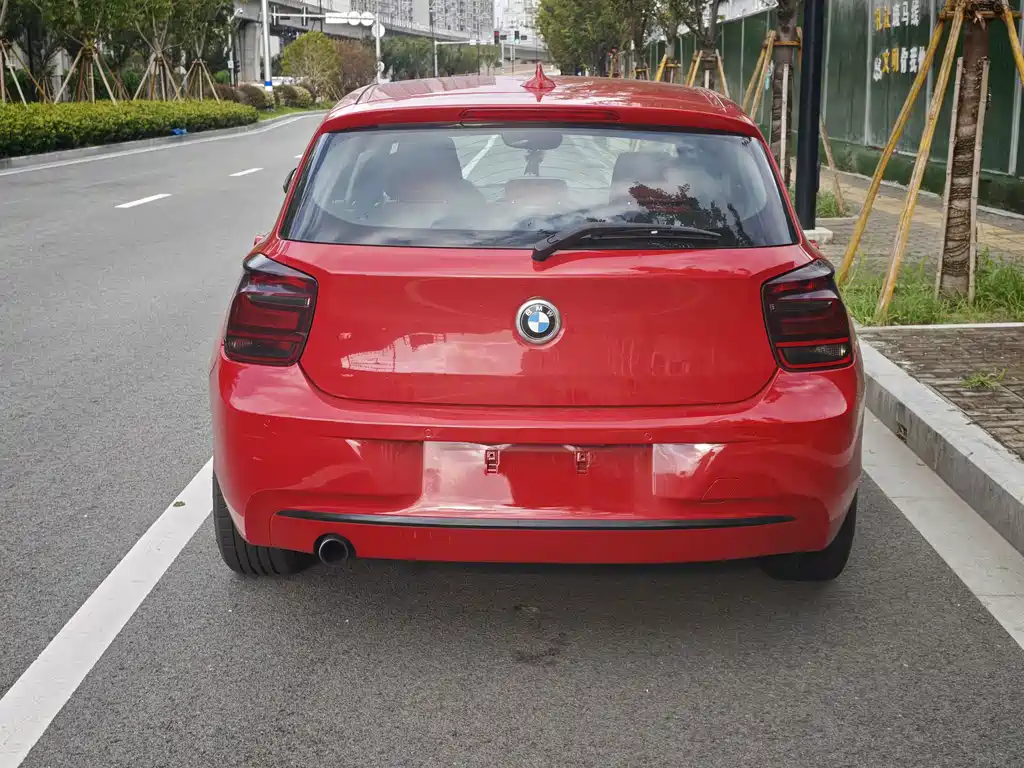 BMW 1 Series (Import) — миниатюра 8