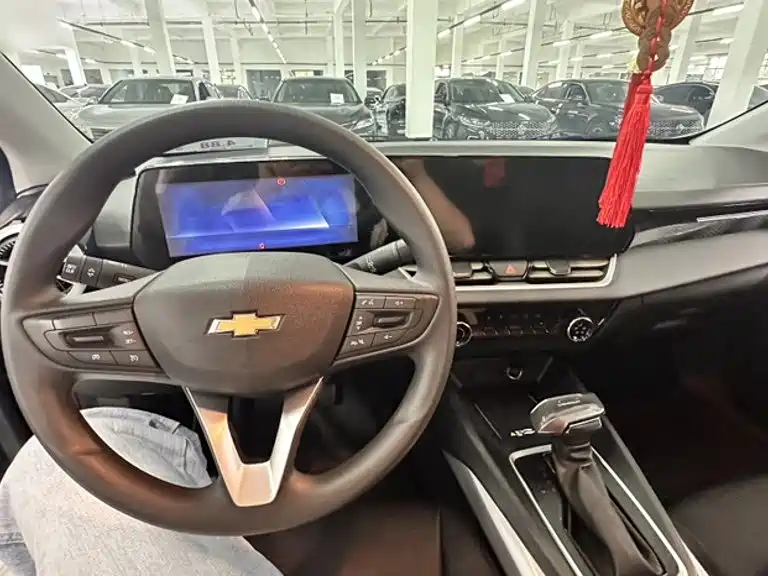 Chevrolet Monza — миниатюра 10