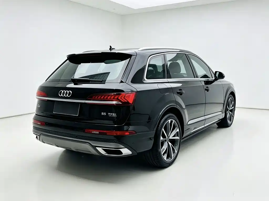 Audi Q7 — миниатюра 5