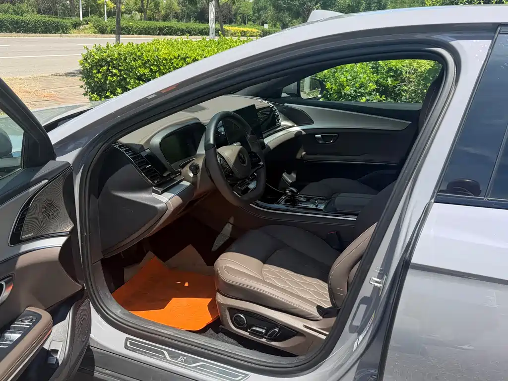 BYD Han 2025 DM-i Smart Drive 125KM