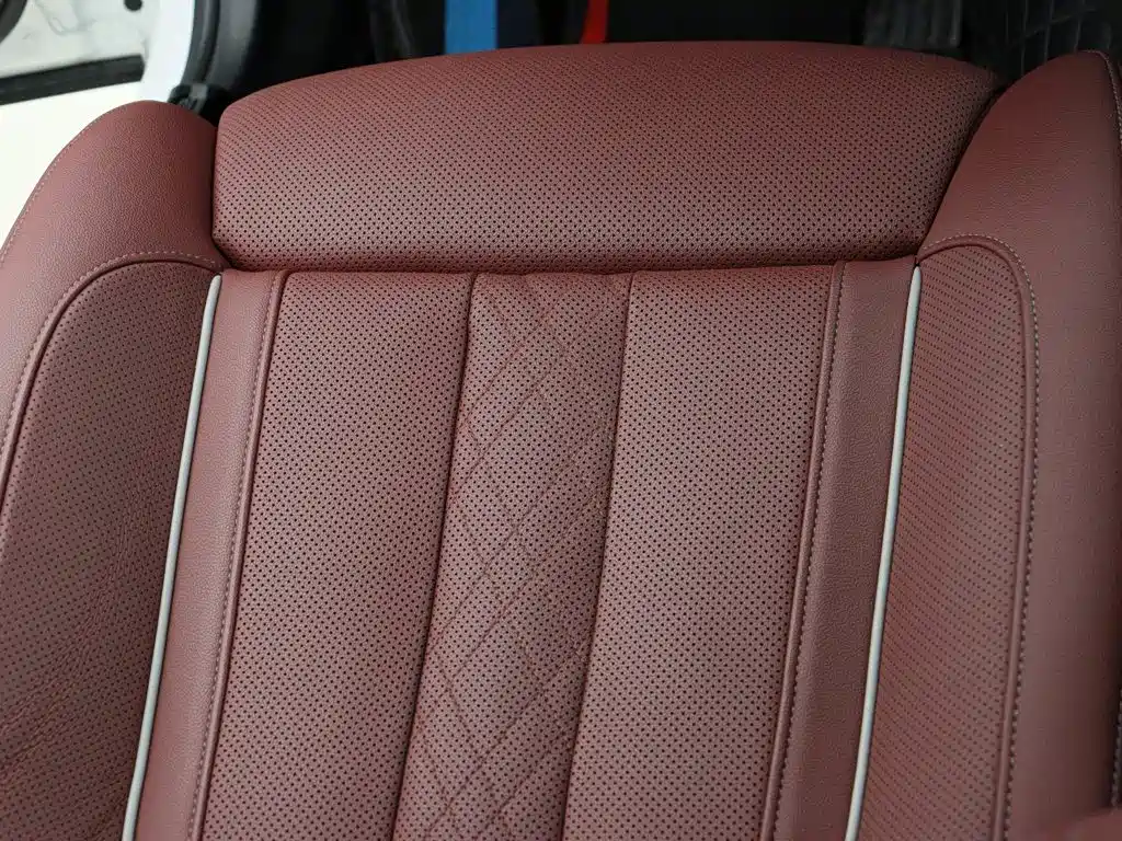 BMW 5 Series New Energy — миниатюра 21