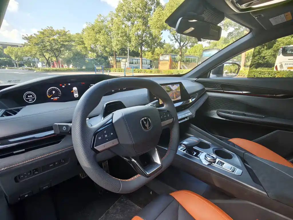 Changan UNI-V — миниатюра 8