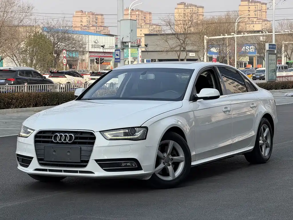Купить Audi A4L