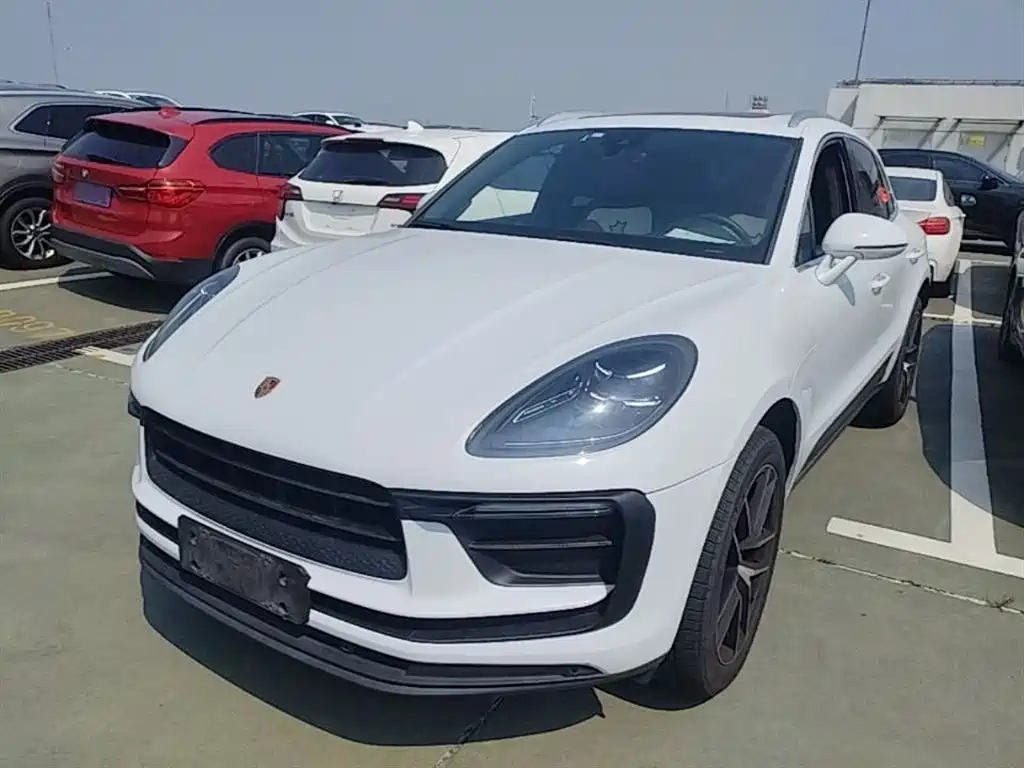 Купить Porsche Macan